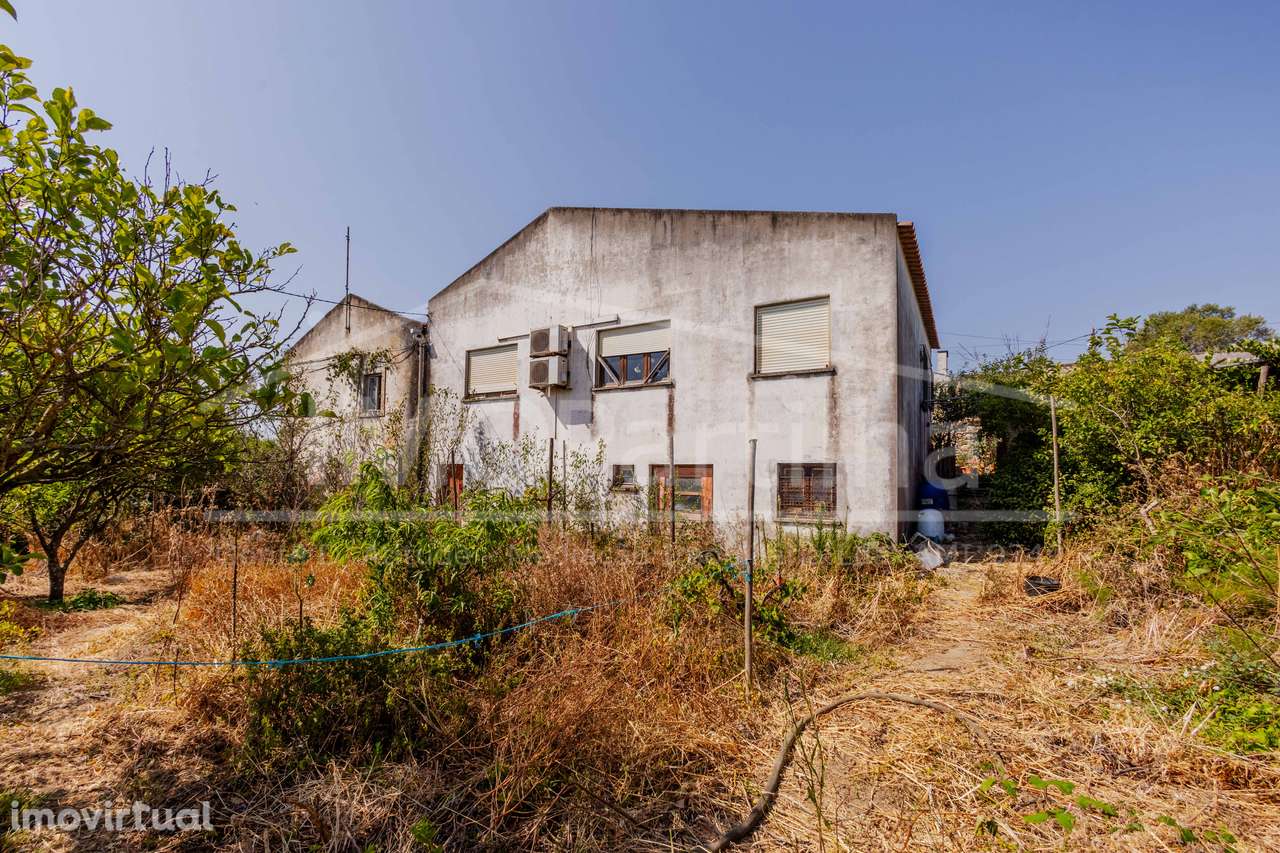 Terreno com 1.900 m2 em Bicesse - Cascais - Grande imagem: 2/5