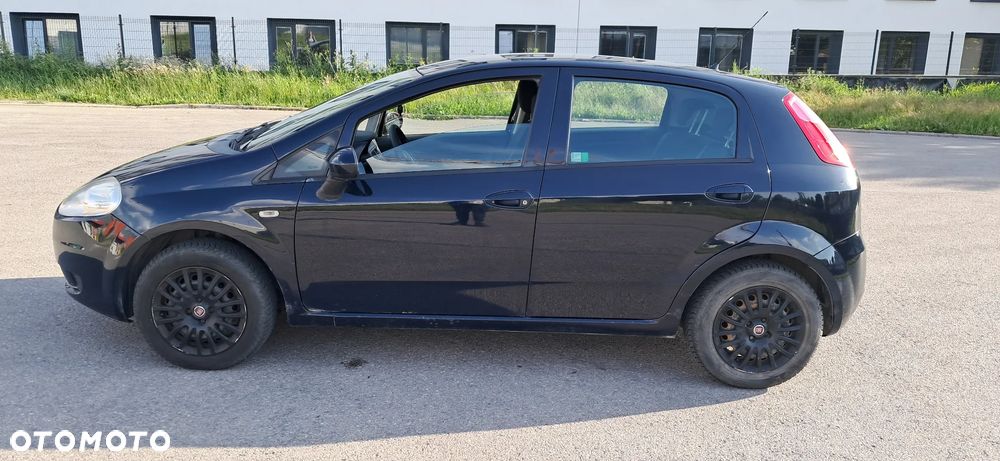 Fiat Grande Punto - 8