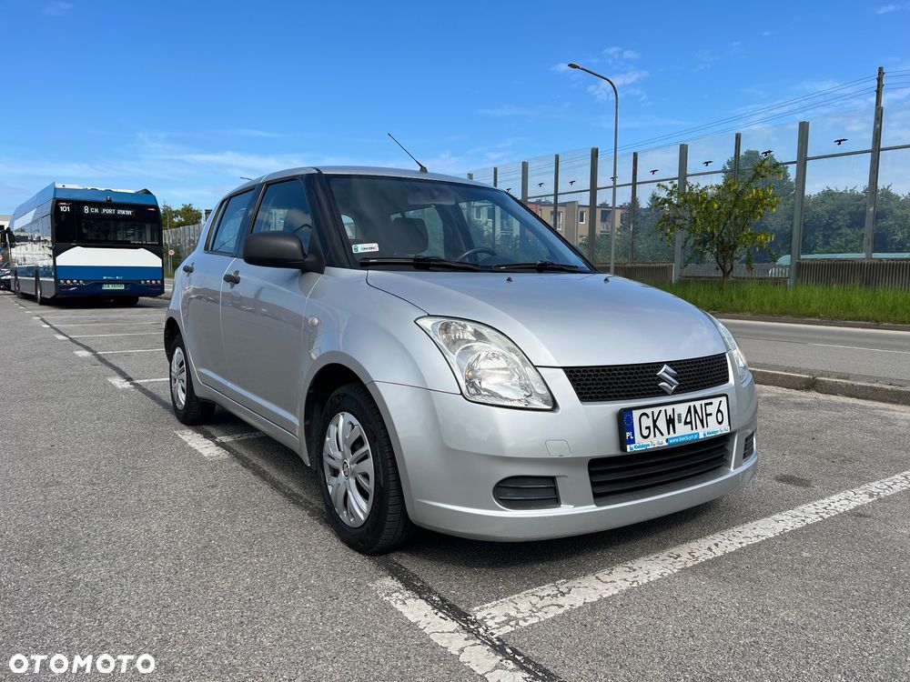 Suzuki Swift 1.3 Club - 13