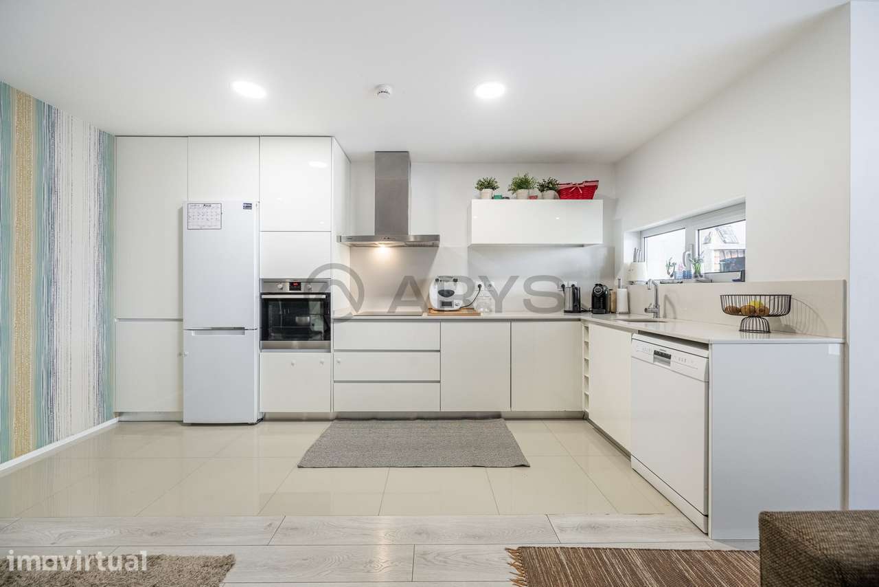 Apartamento T3 com garagem e jardim privativo - Grande imagem: 5/30