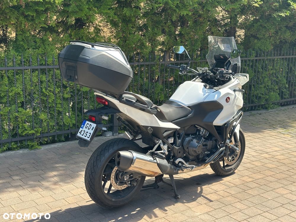 Honda NT - 10
