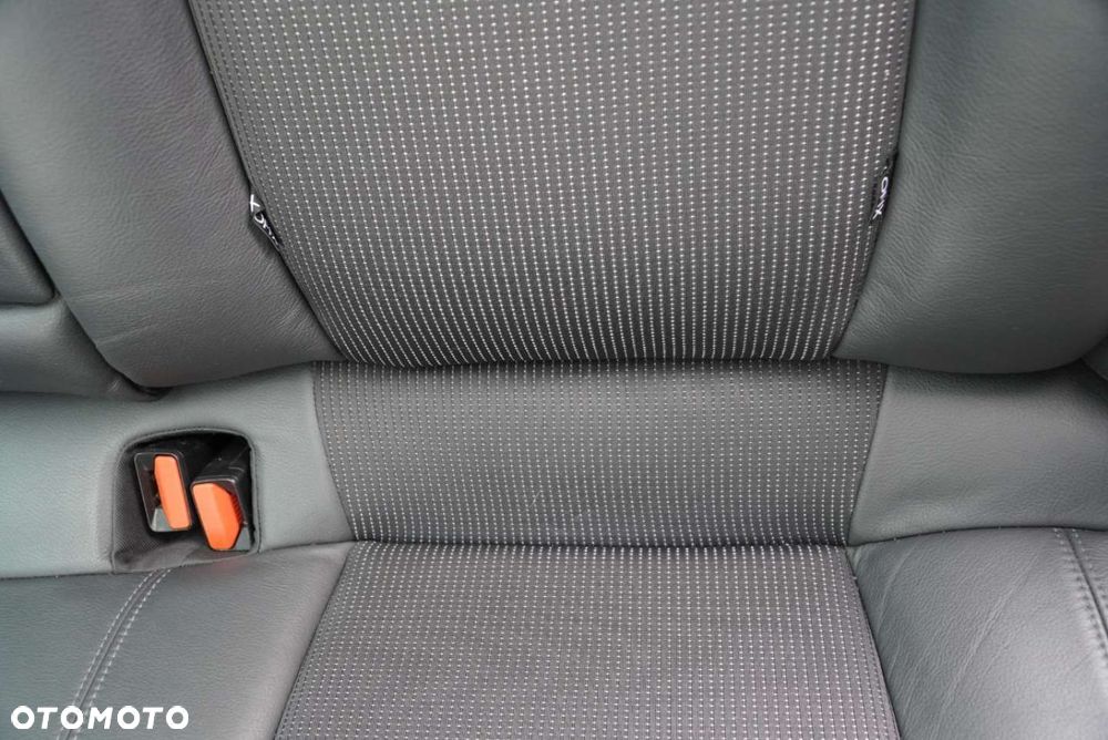 Peugeot 508 HDi FAP 160 Allure - 19