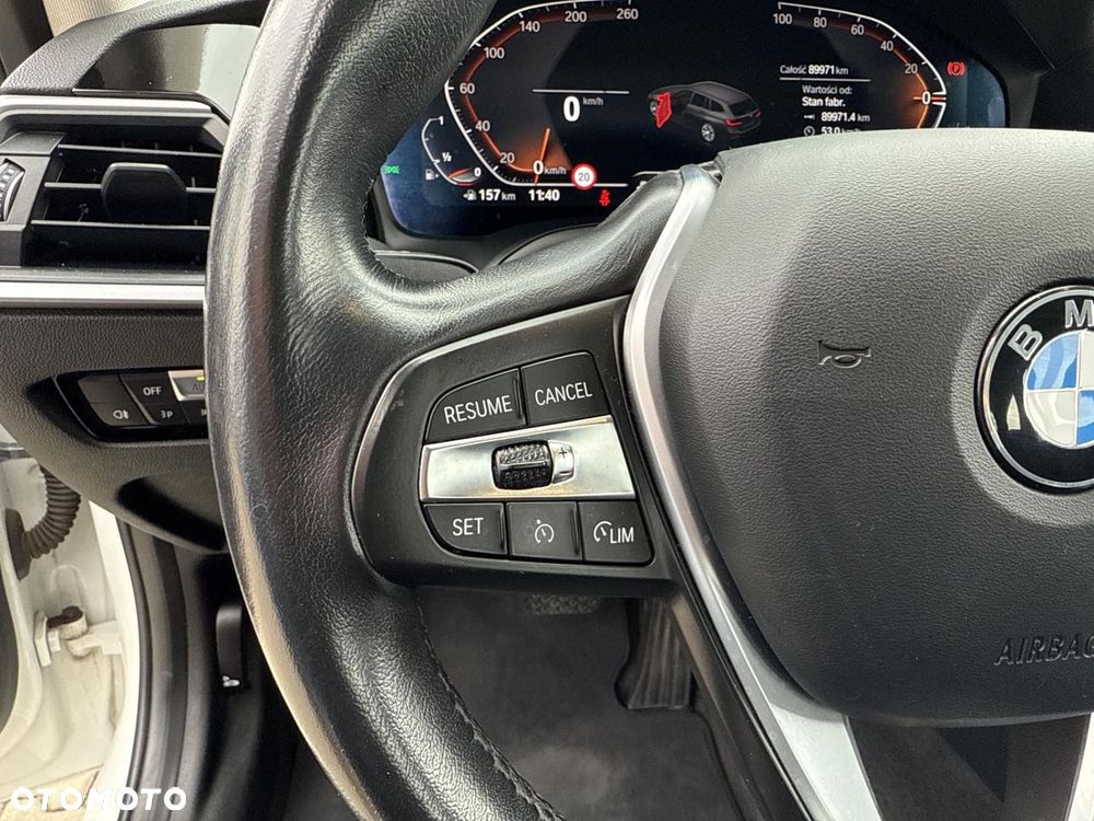 BMW Seria 3 318i Advantage - 15