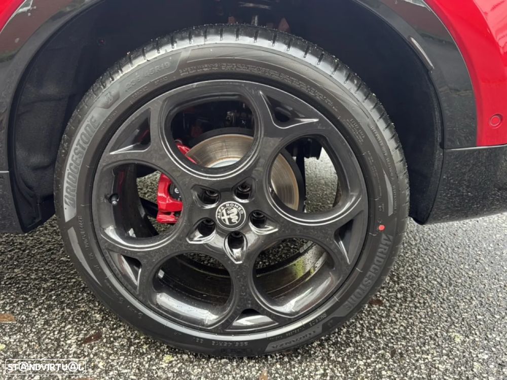 Alfa Romeo Tonale 1.5 VGT Hybrid Veloce - 11