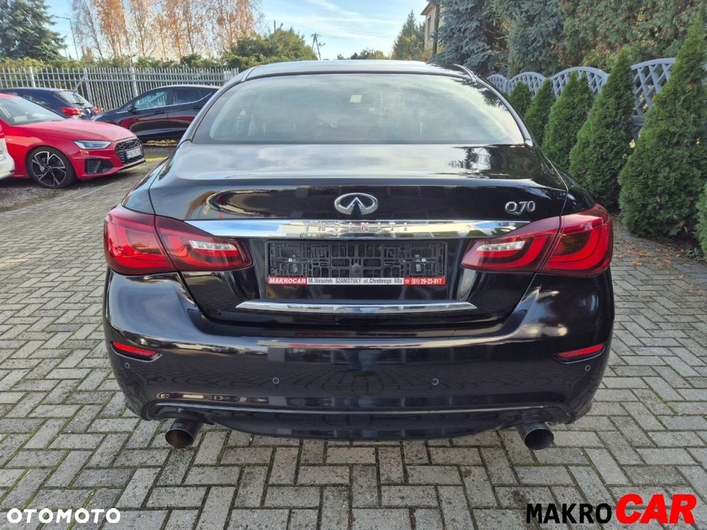 Infiniti Q70 2.2d Premium - 18