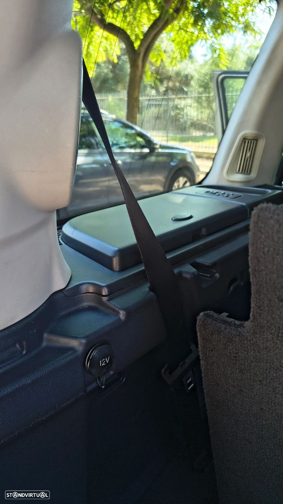 Land Rover Discovery TD V6 Aut. HSE - 38