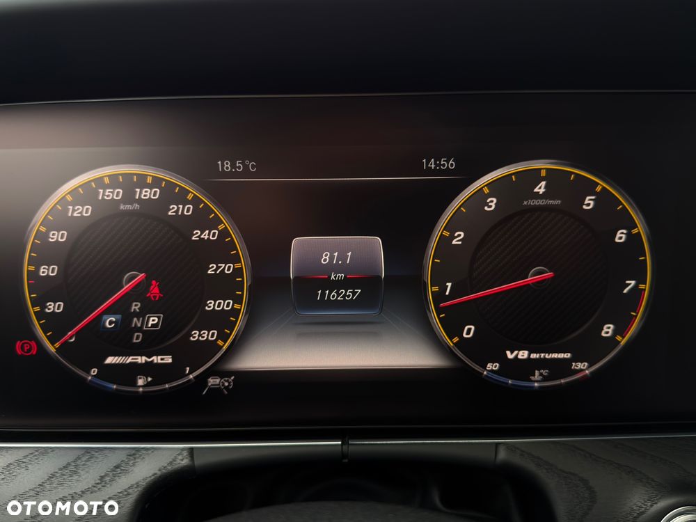 Mercedes-Benz Klasa E AMG 63 S 4-Matic+ - 29