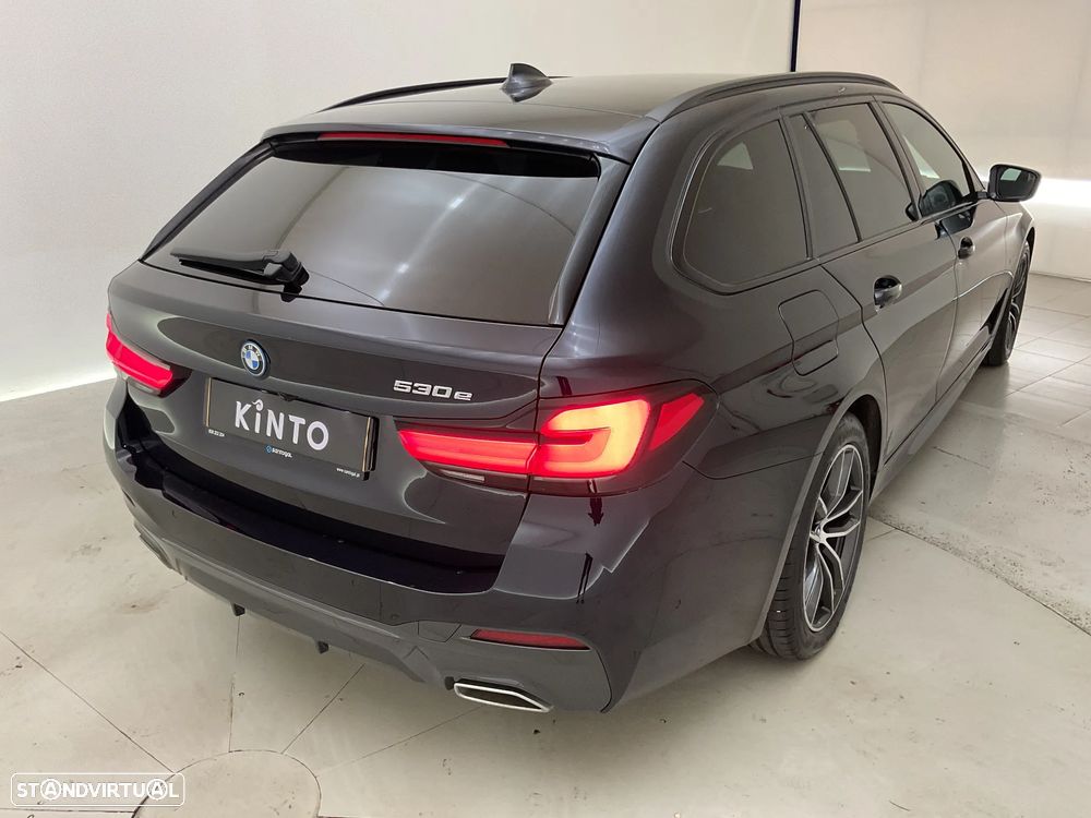 BMW 530 e Pack Desportivo M — fotografia 34