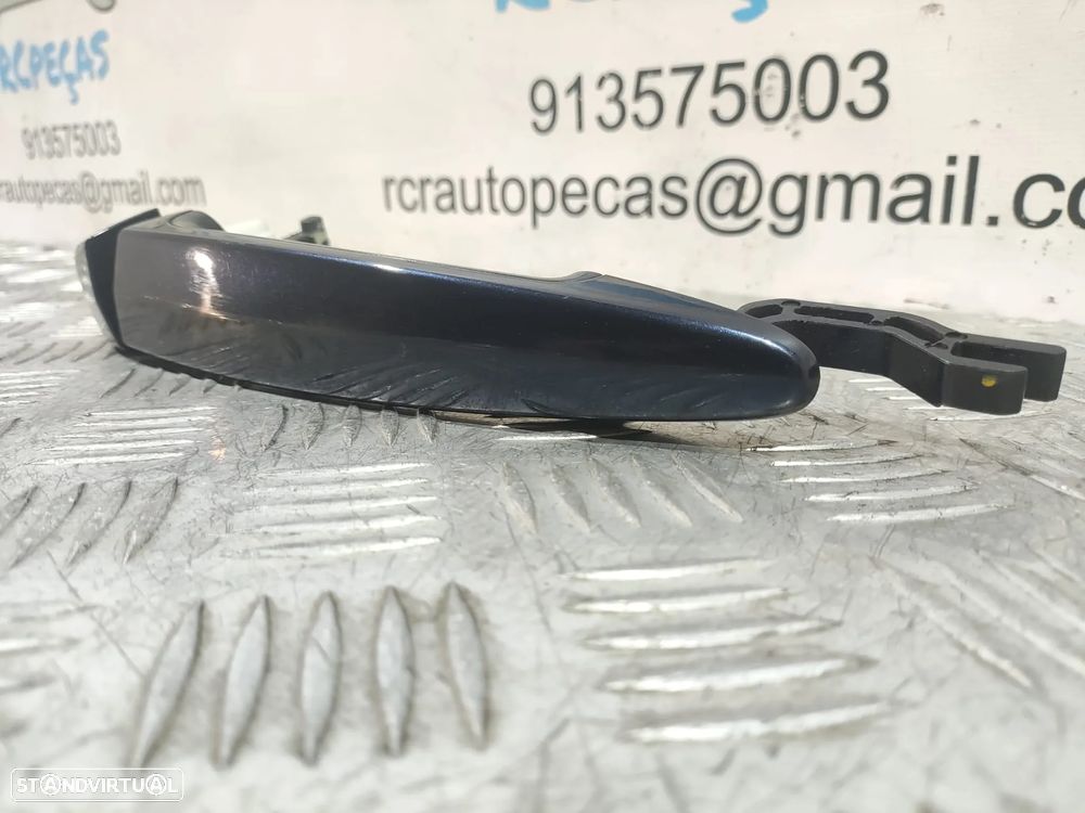 PUXADOR PORTA FRENTE ESQUERDA BMW SERIE 1 E81 E82 E87 E88 - 7