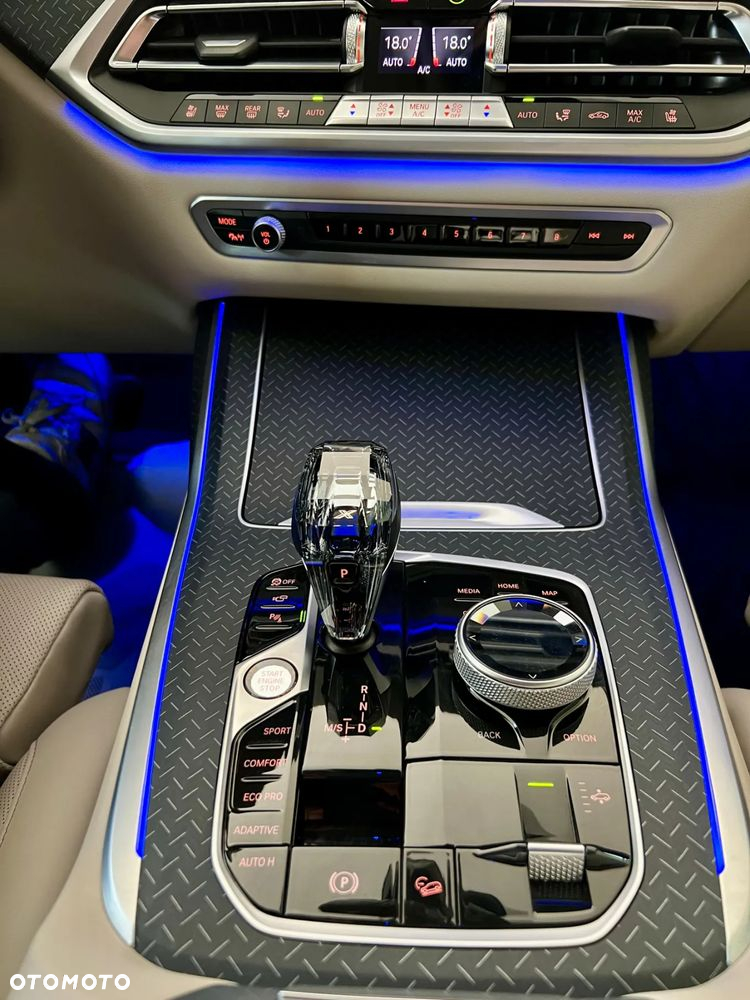 BMW X7 xDrive40d mHEV - 6