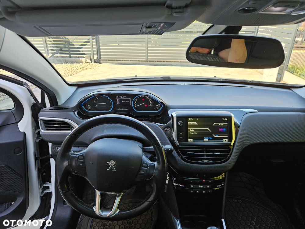 Peugeot 2008 1.6 VTi Allure - 13