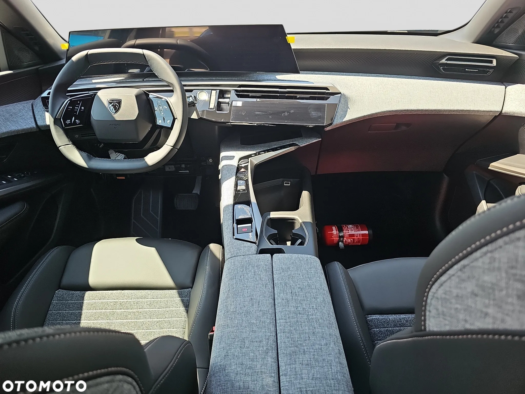 Peugeot 3008 1.2 PureTech mHEV Allure Pack S&S e-DCS6 - 12
