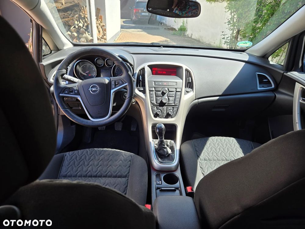 Opel Astra 1.4 Turbo Exklusiv - 15