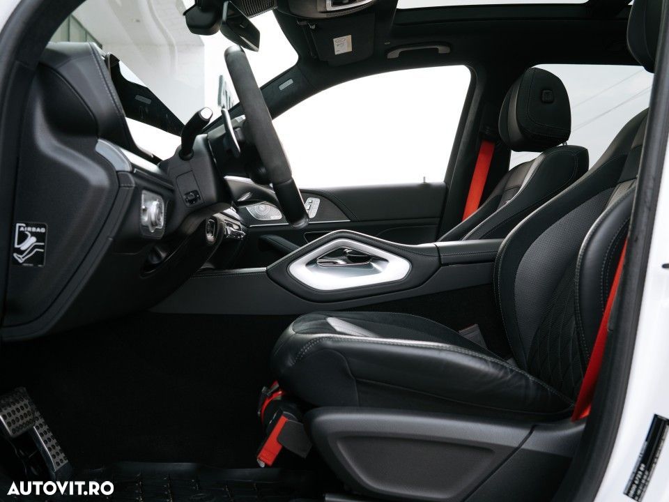 Mercedes-Benz GLE - 12