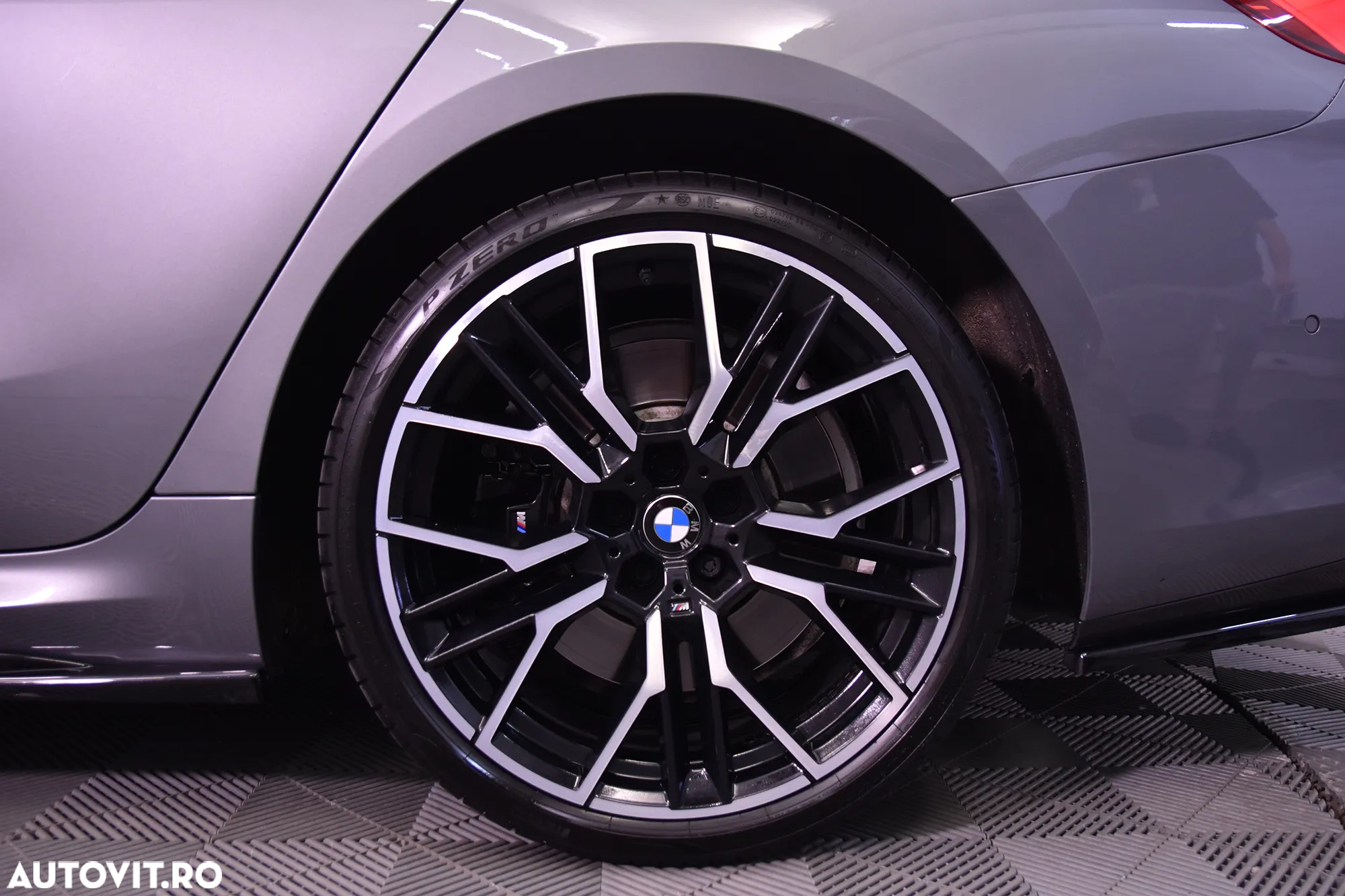 BMW Seria 8 840i xDrive AT - 13