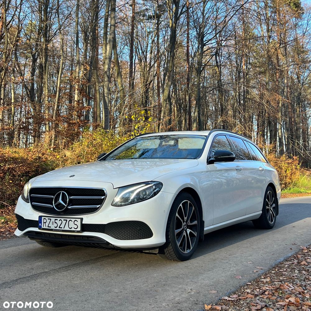 Mercedes-Benz Klasa E 220 d 4-Matic 9G-TRONIC - 1