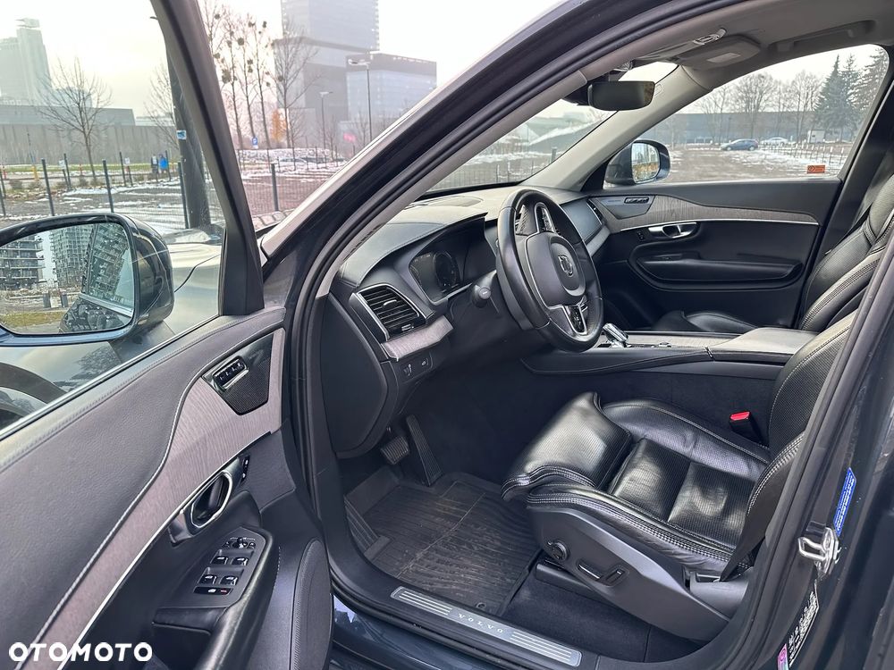 Volvo XC 90 D5 SCR AWD Inscription - 11