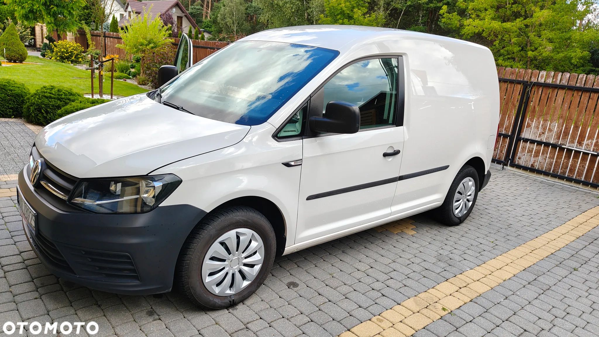 Volkswagen Caddy - 1
