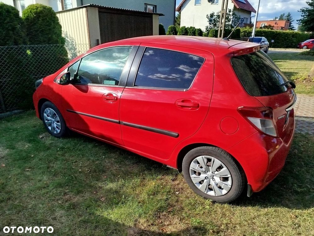 Toyota Yaris 1.33 Sol - 11