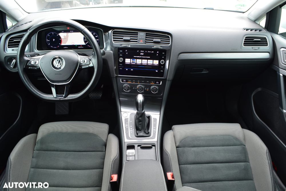 Volkswagen Golf 1.6 TDI DSG Highline - 4