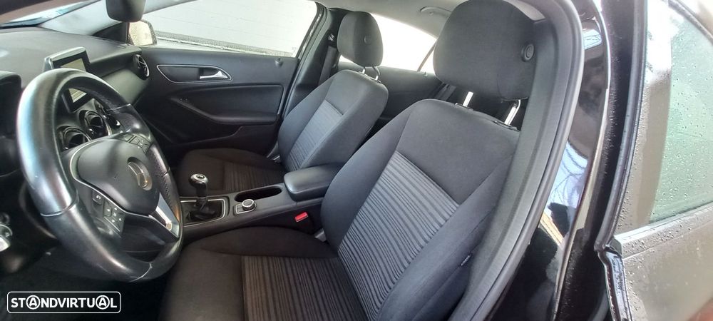 Mercedes-Benz A 160 CDi BlueEfficiency - 13