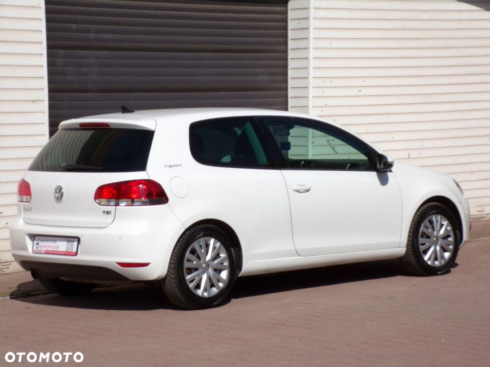Volkswagen Golf - 11