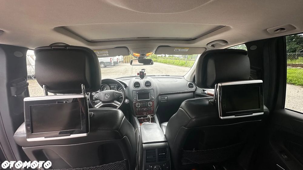 Mercedes-Benz GL 500 4Matic 7G-TRONIC - 10