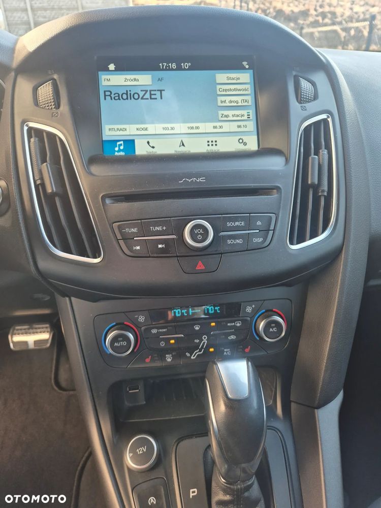 Ford Focus 1.5 EcoBlue Start-Stopp-System ST-LINE - 25