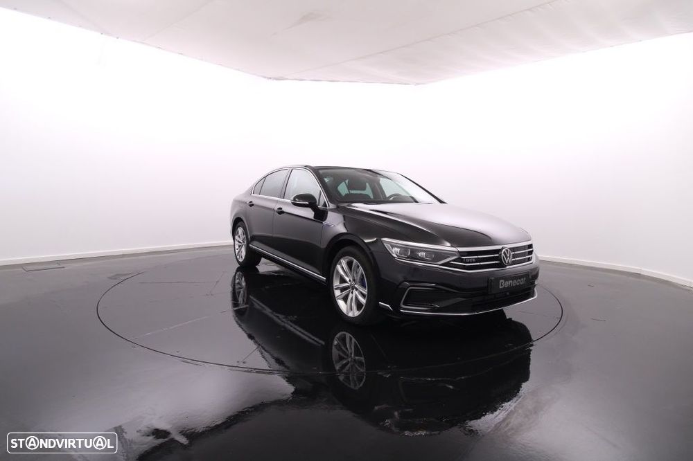 VW Passat 1.4 TSI GTE Plug-in - 12