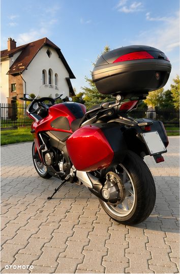 Honda VFR - 3
