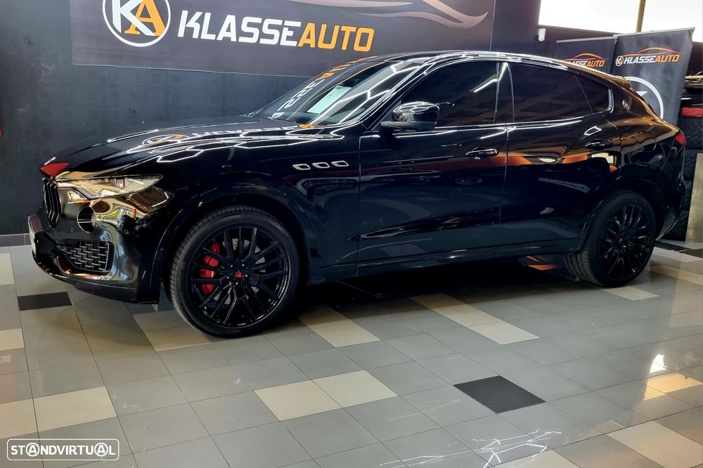 Maserati Levante S Q4 - 4