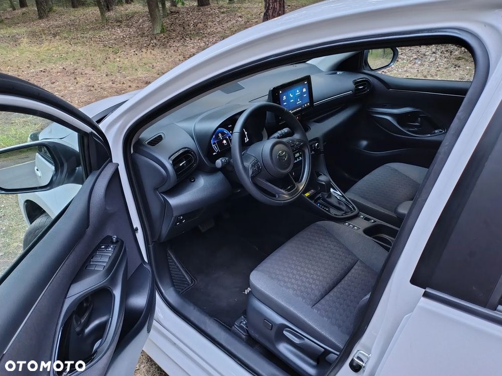 Toyota Yaris Hybrid 1.5 Style - 14