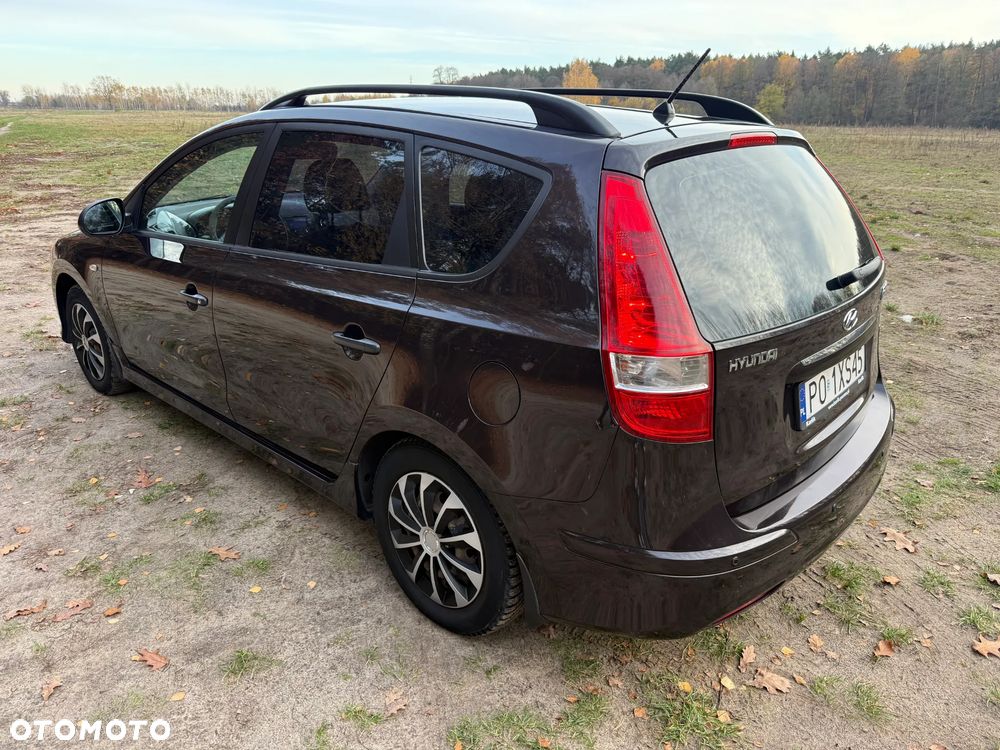 Hyundai i30 1.6 Comfort - 3