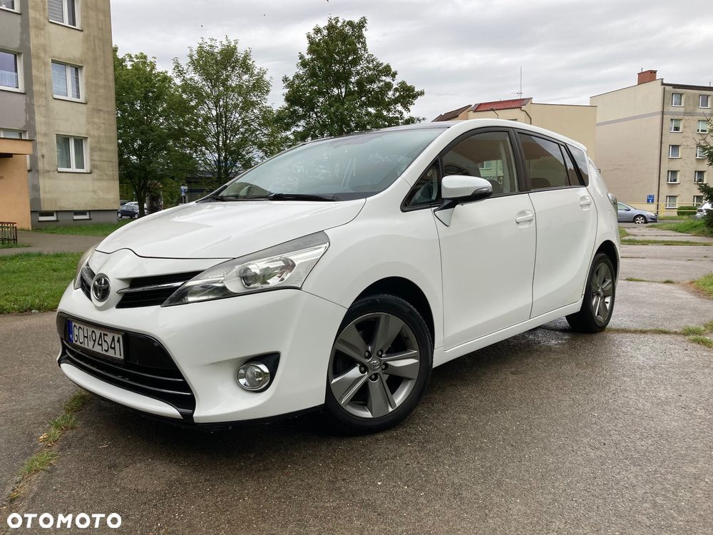 Toyota Verso 1.6 D-4D Prestige 7os - 1