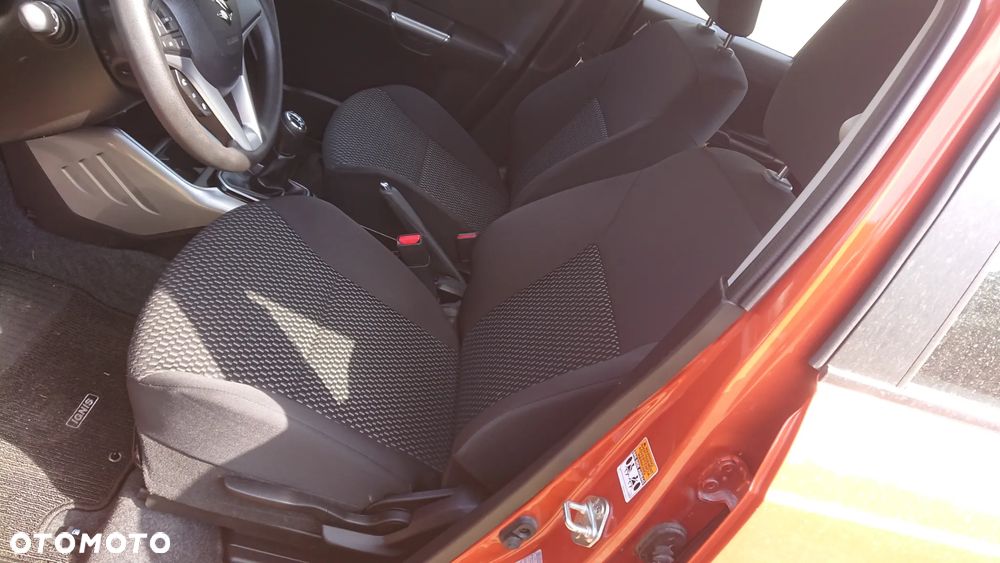 Suzuki Ignis - 25