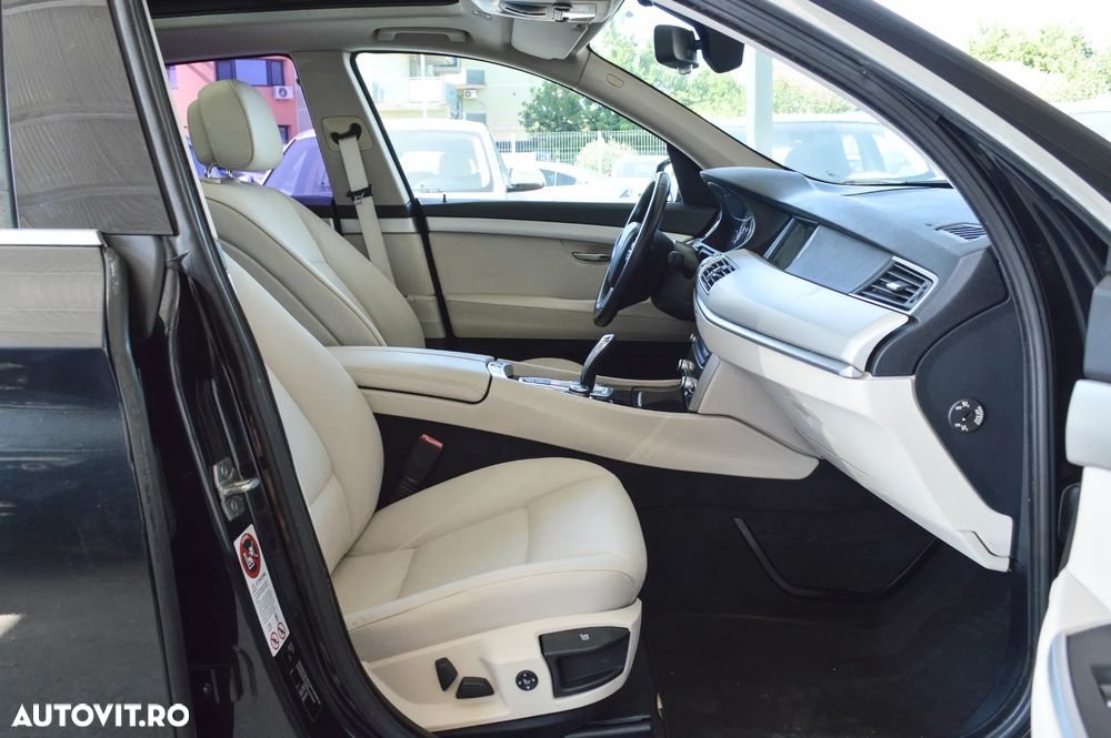 BMW Seria 5 520d Aut. Luxury Line - 25