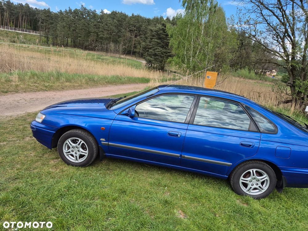 Toyota Carina 1.8 - 8