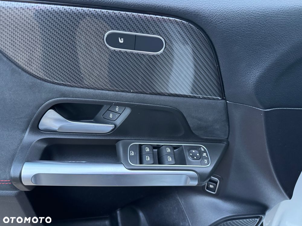 Mercedes-Benz GLB 200 d 8G-DCT AMG Line - 22