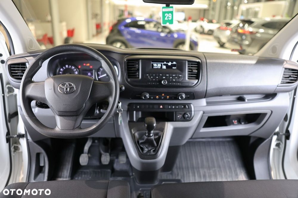 Toyota Proace Verso - 19