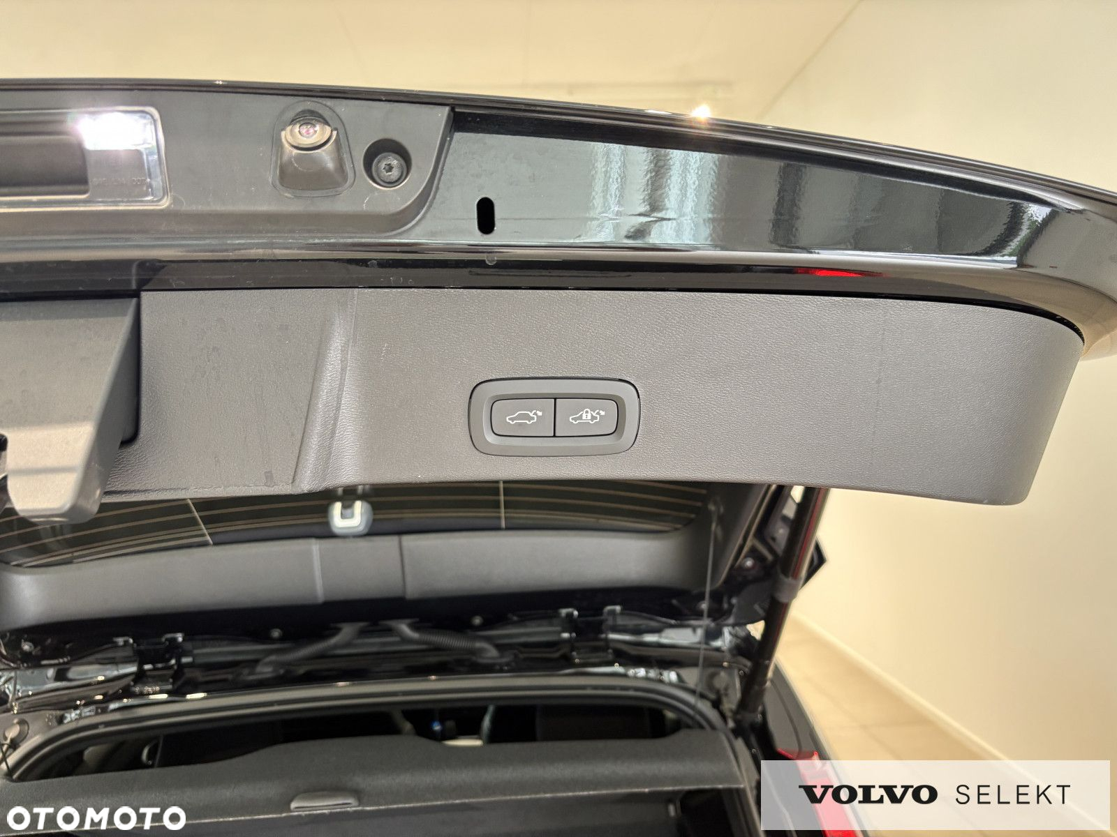 Volvo XC 40 - 25