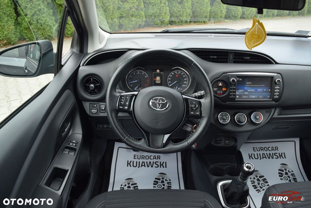 Toyota Yaris 1.5 Premium - 12