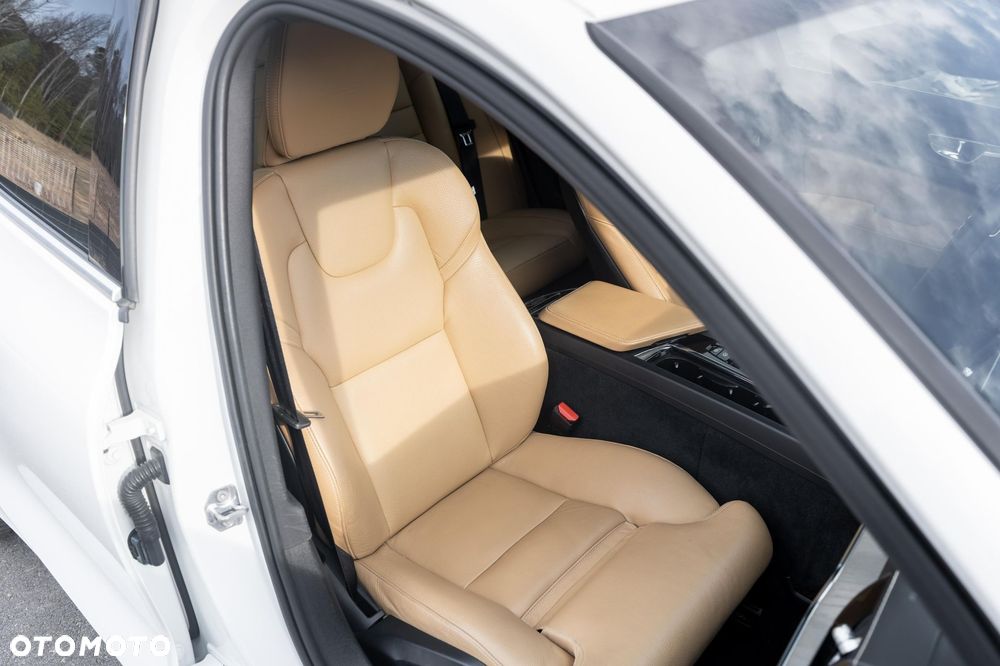 Volvo S60 T6 AWD Geartronic Summum - 24