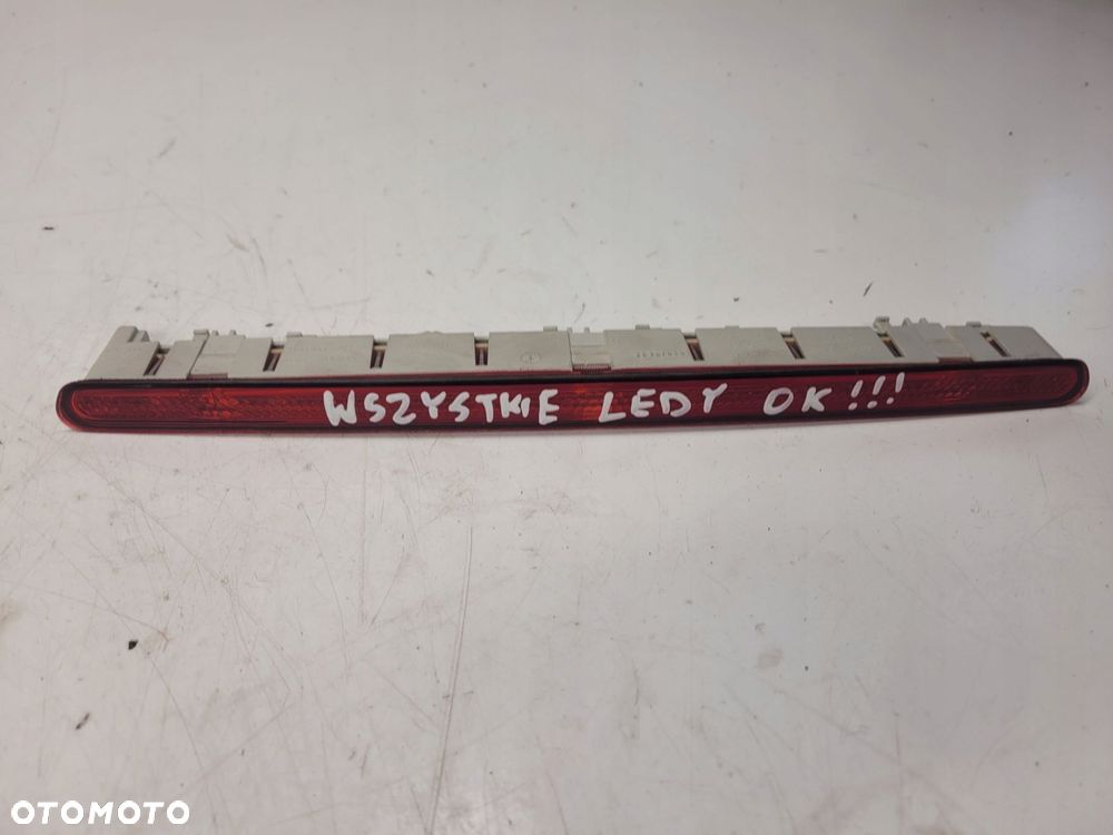 ŚWIATŁO STOP STOPU AUDI A3 8P LIFT 3-D 8P3945097 - 1