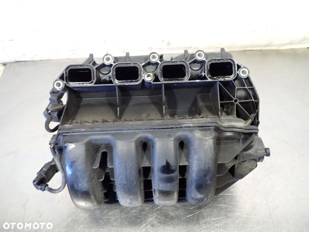 KOLEKTOR SSĄCY VOLKSWAGEN TOURAN I 0261230095   03C906051   037906283C - 8