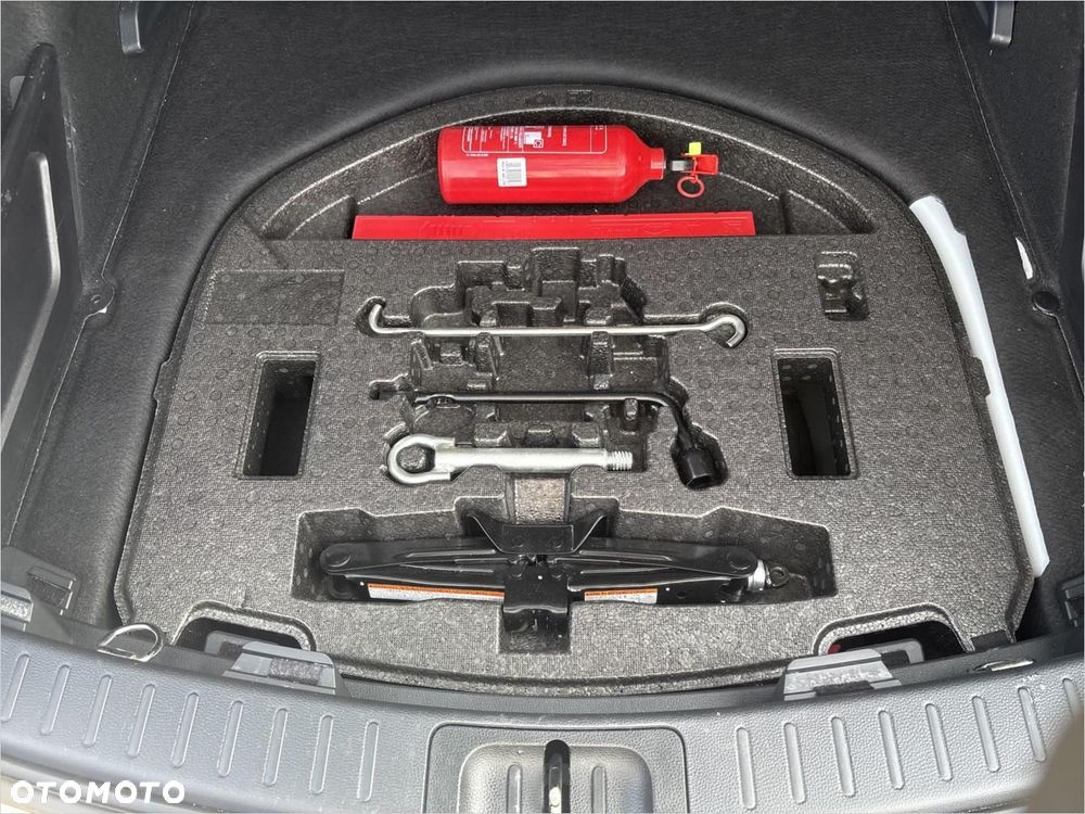 Toyota Corolla 1.8 Hybrid Active - 10