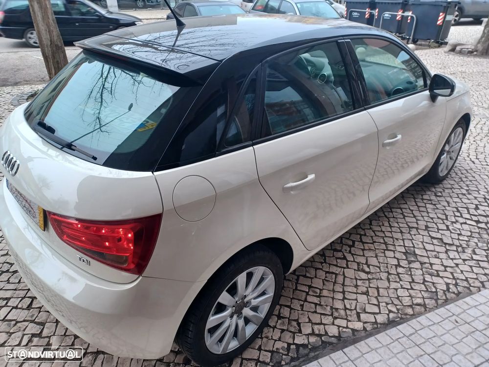 Audi A1 Sportback 1.6 TDI Attraction - 6