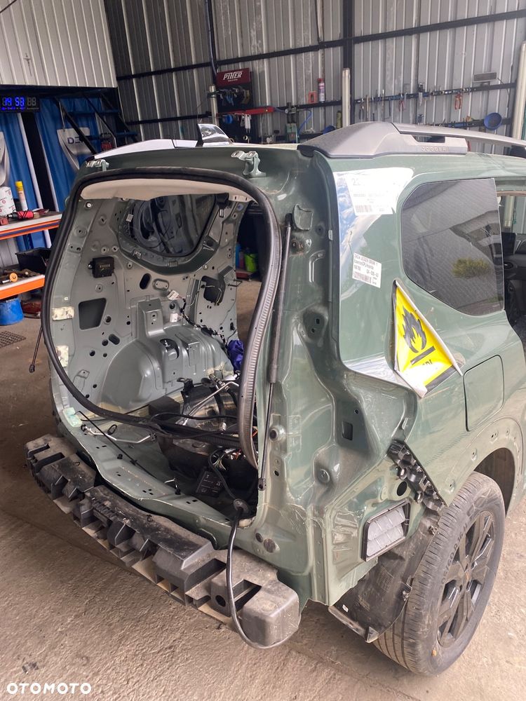 DACIA JOGGER 2025r lift IGŁA ! LEGALNA ! CAŁA KAROSERIA BUDA KASTA TYŁ Z DACHEM DUPA DACH ĆWIARTKA BŁOTNIK TYLNY PODŁUŻNICA PRÓG WANNA PAS TYLNY BŁOTNIK tył kompletna OVKQM - 3