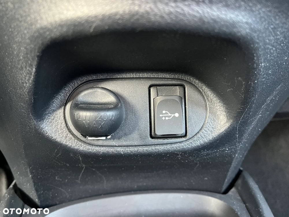 Toyota Yaris - 27