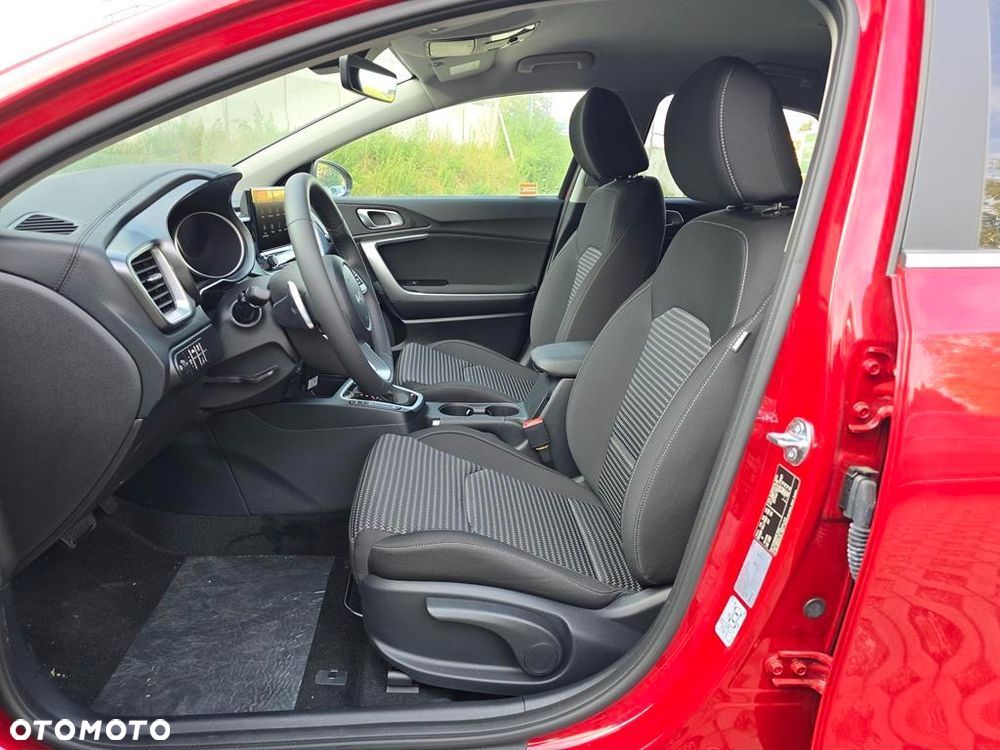 Kia XCeed 1.5 T-GDI M DCT - 11