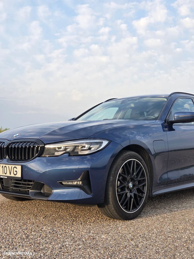 BMW 330 - 7